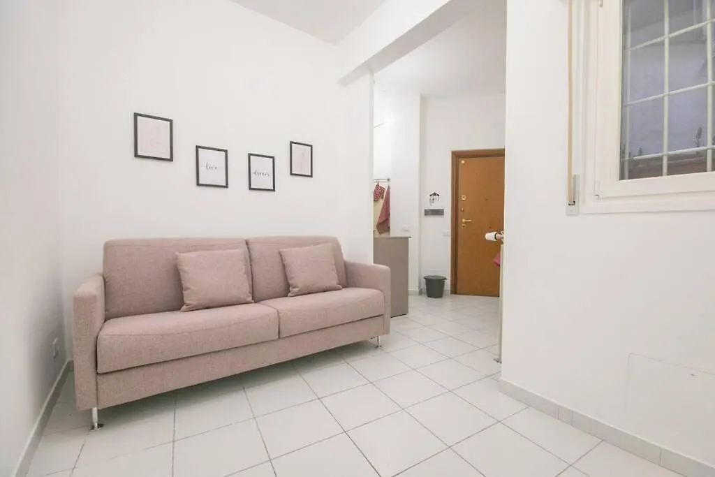 Apartment When In Rome, Like Romans Do Italy